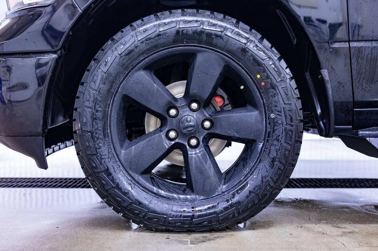 2019 Ram 1500 Classic 4x4 Crew Cab Black Package EcoDiesel Leather Roof Nav Red Deer AB