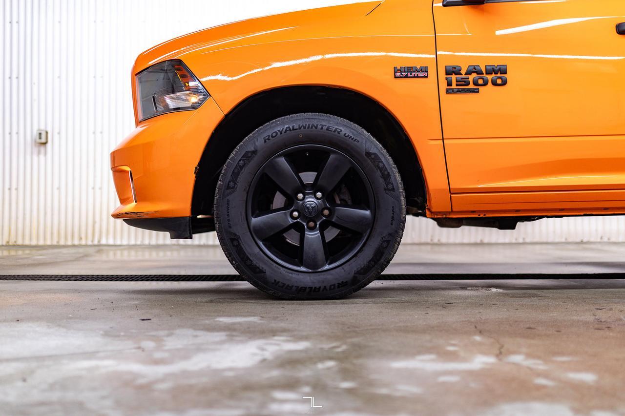 2019 Ram 1500 Classic 4x4 Crew Cab Express BCam Red Deer AB