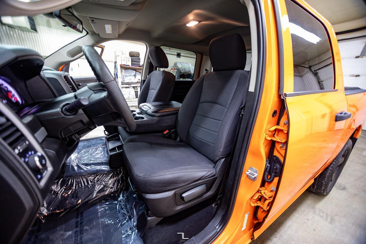 2019 Ram 1500 Classic 4x4 Crew Cab Express BCam Red Deer AB