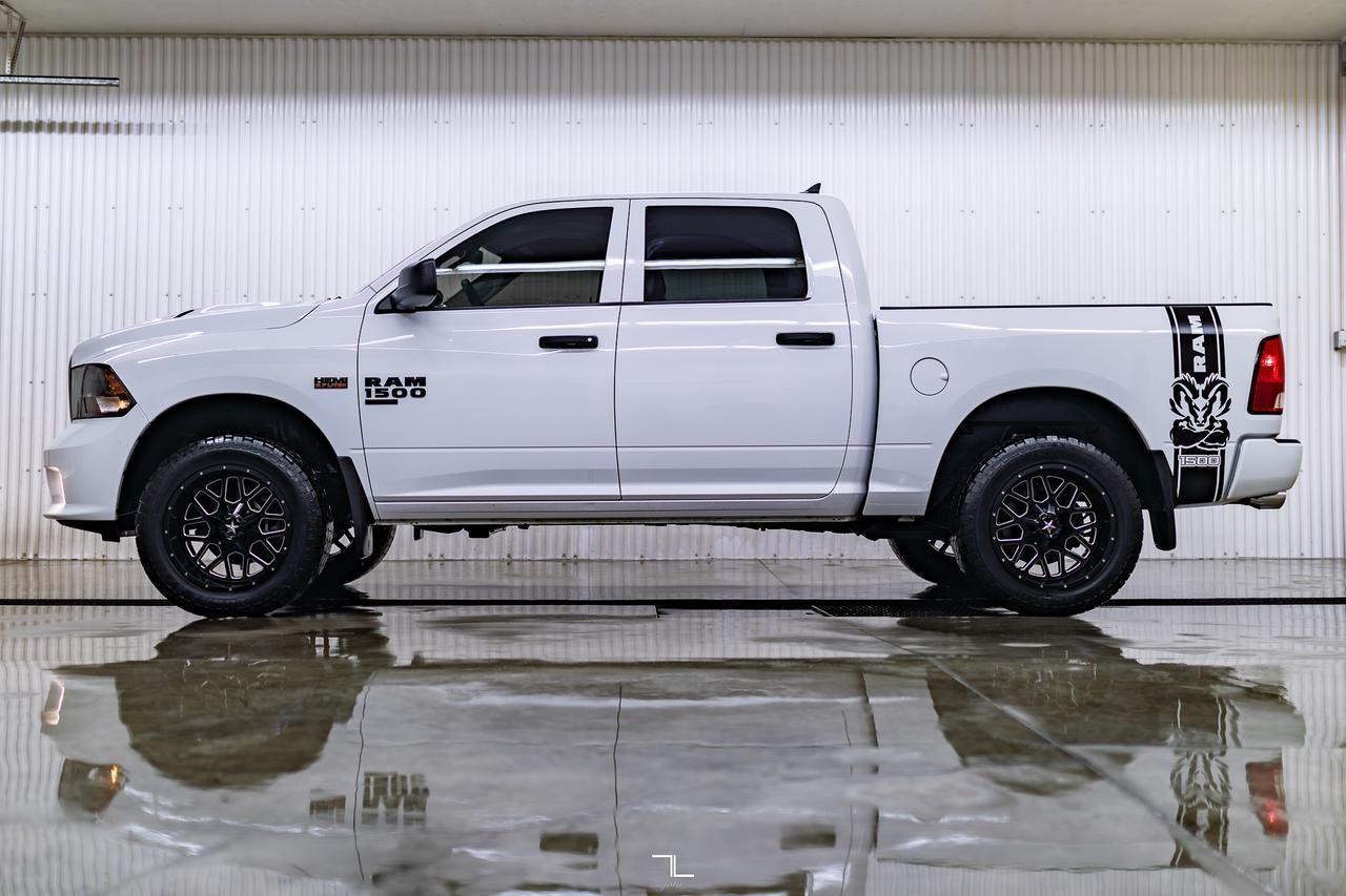 2019 Ram 1500 Classic 4x4 Crew Cab Express BCam Red Deer AB