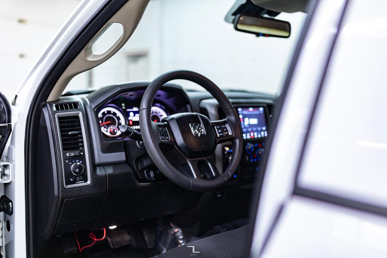 2019 Ram 1500 Classic 4x4 Crew Cab Express BCam Red Deer AB