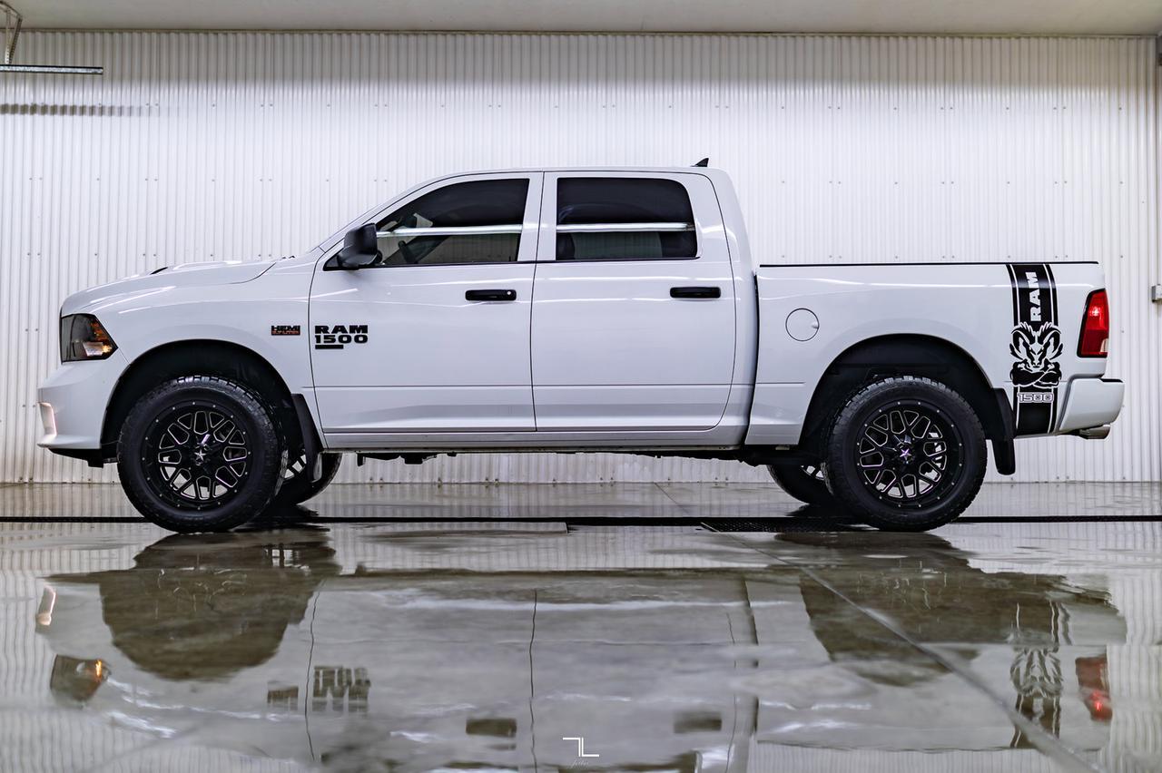 2019 Ram 1500 Classic 4x4 Crew Cab Express BCam Red Deer AB