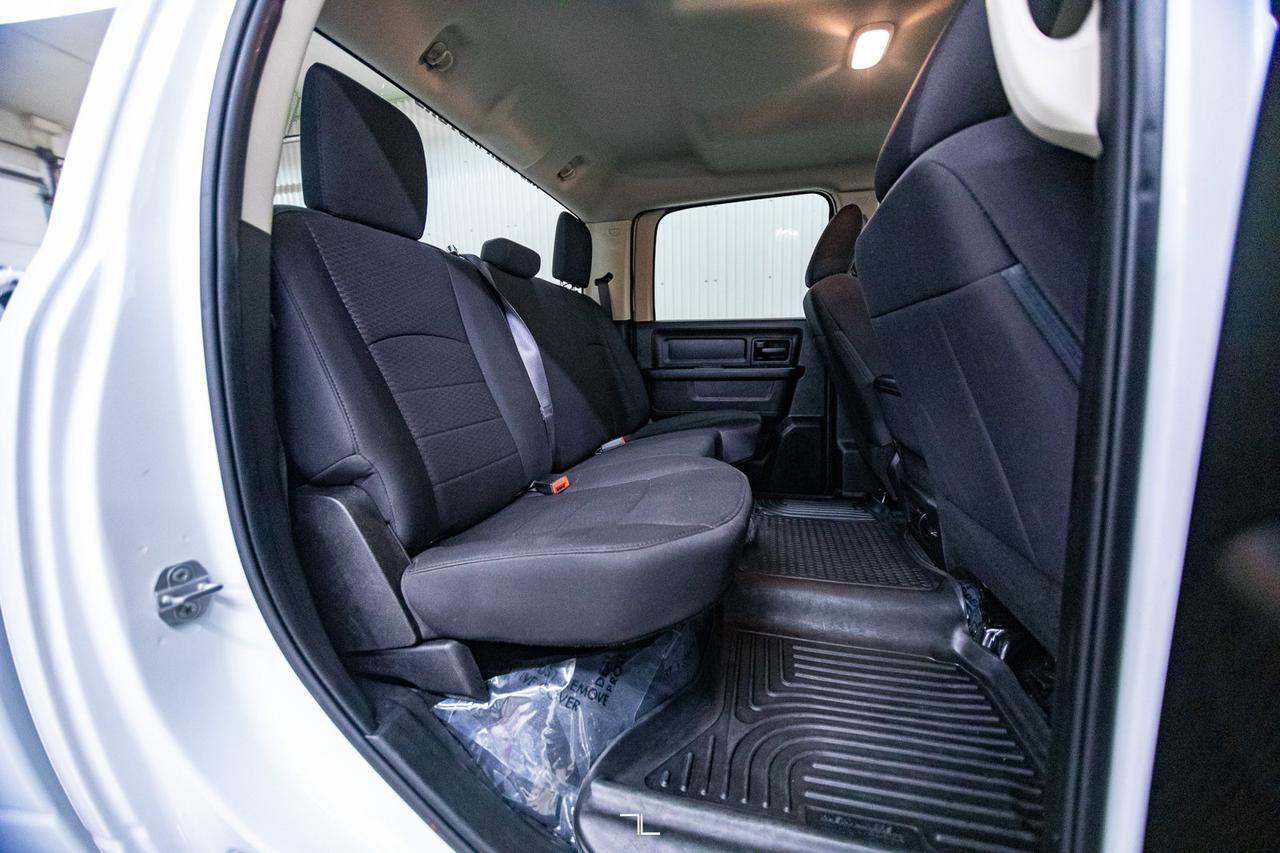 2019 Ram 1500 Classic 4x4 Crew Cab Express BCam Red Deer AB