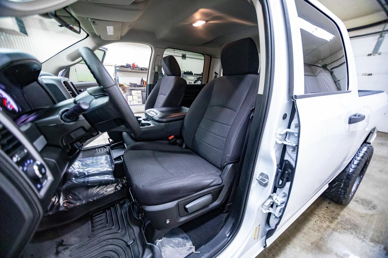 2019 Ram 1500 Classic 4x4 Crew Cab Express BCam Red Deer AB