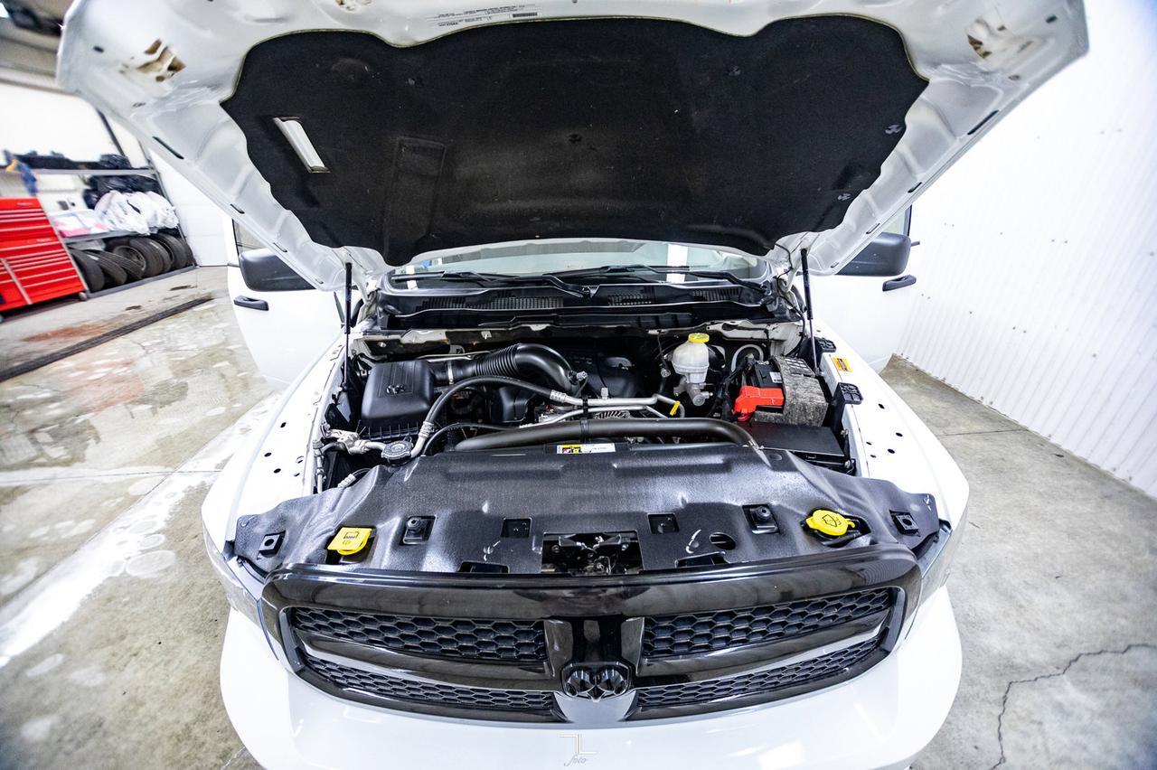 2019 Ram 1500 Classic 4x4 Crew Cab Express BCam Red Deer AB