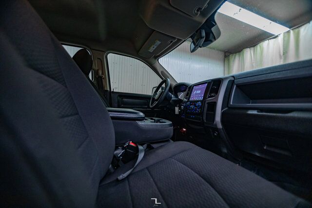 2019 Ram 1500 Classic 4x4 Crew Cab Express BCam Red Deer AB