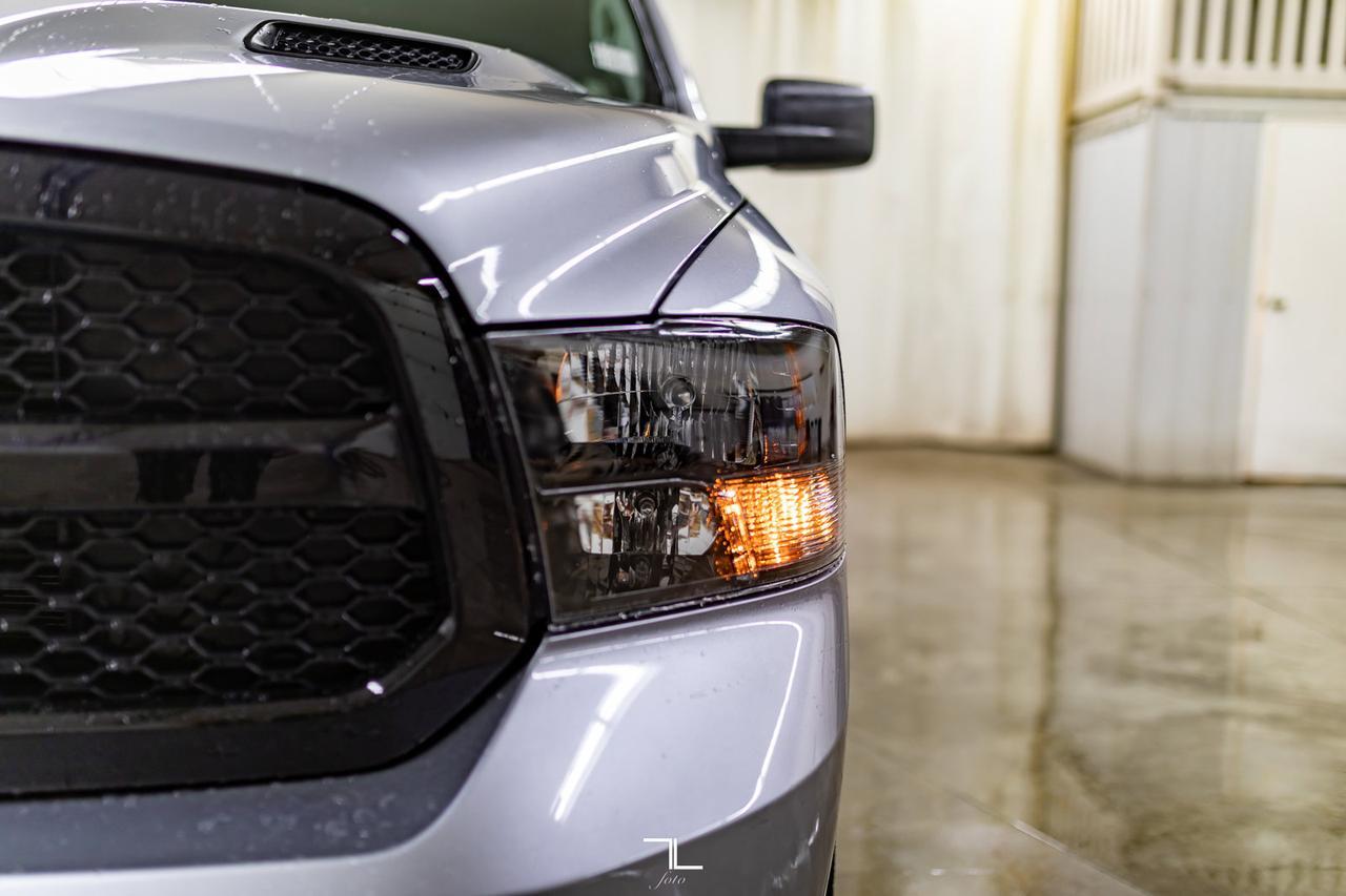 2019 Ram 1500 Classic 4x4 Crew Cab Express Night BCam Red Deer AB