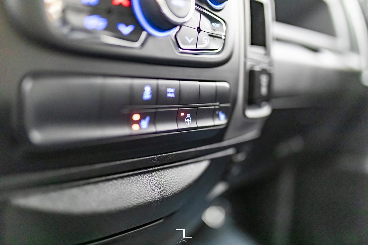 2019 Ram 1500 Classic 4x4 Crew Cab Express Night BCam Red Deer AB