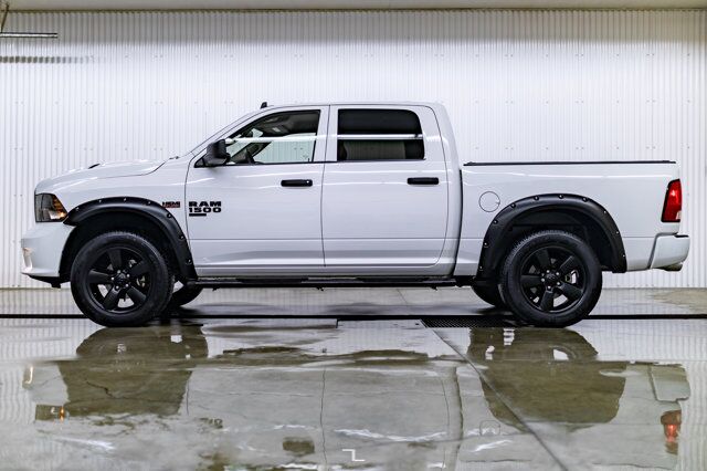 2019 Ram 1500 Classic 4x4 Crew Cab Express Night BCam Red Deer AB