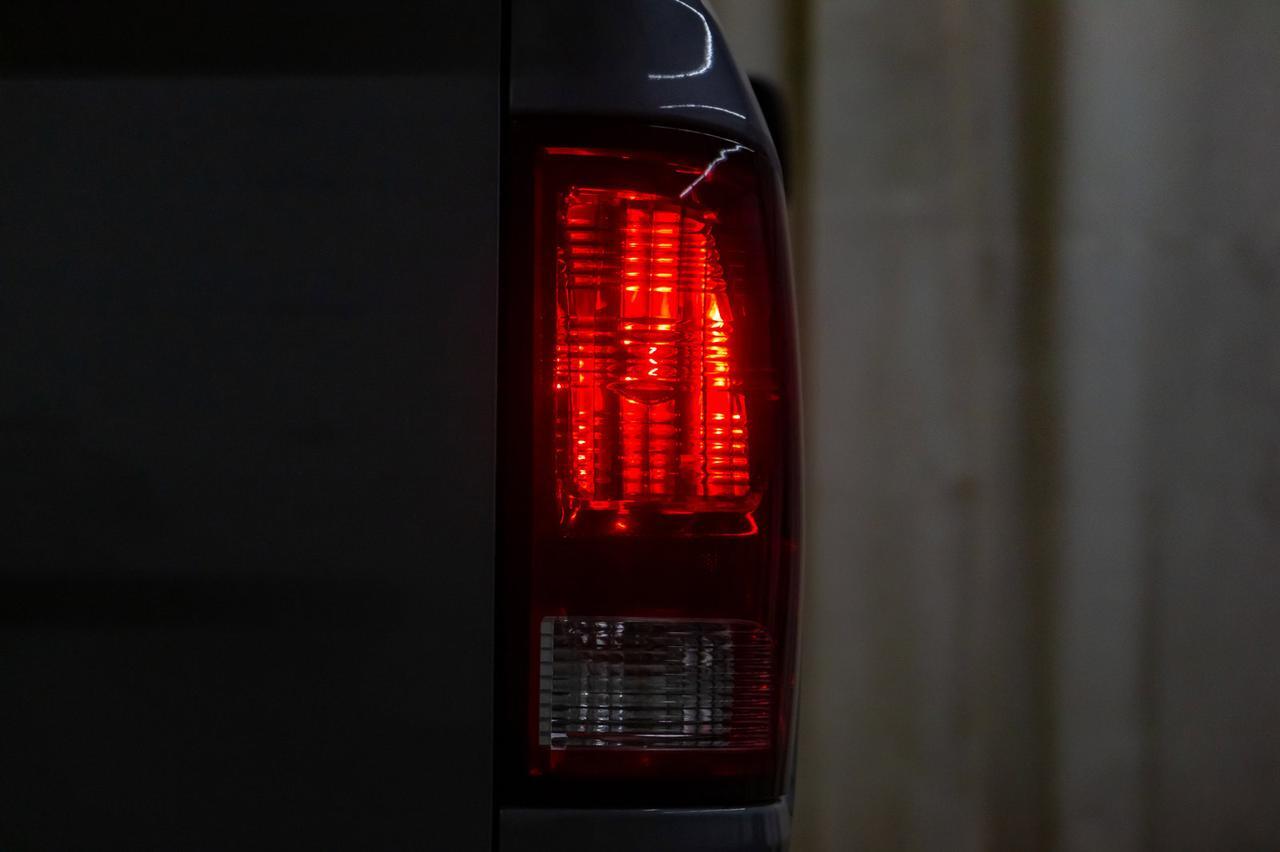 2019 Ram 1500 Classic 4x4 Crew Cab SLT EcoDiesel BCam Red Deer AB