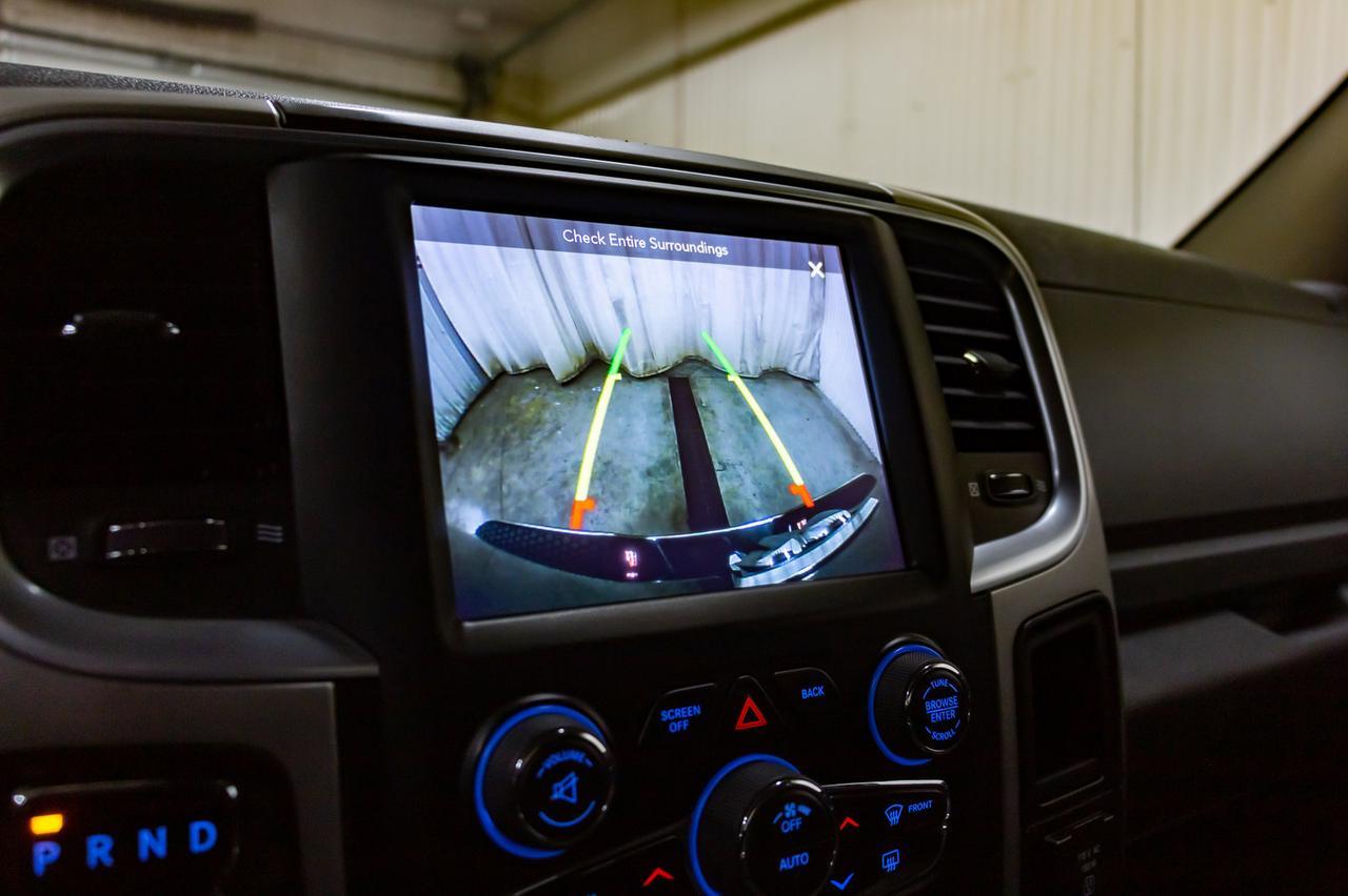 2019 Ram 1500 Classic 4x4 Crew Cab SLT EcoDiesel BCam Red Deer AB