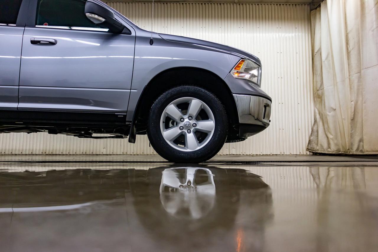 2019 Ram 1500 Classic 4x4 Crew Cab SLT EcoDiesel BCam Red Deer AB