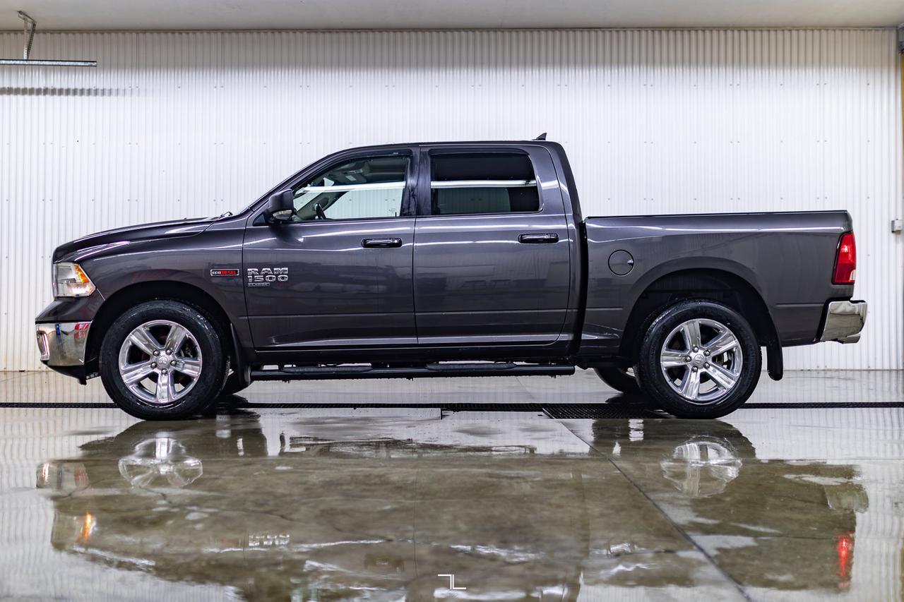 2019 Ram 1500 Classic 4x4 Crew Cab SLT EcoDiesel Roof BCam Red Deer AB