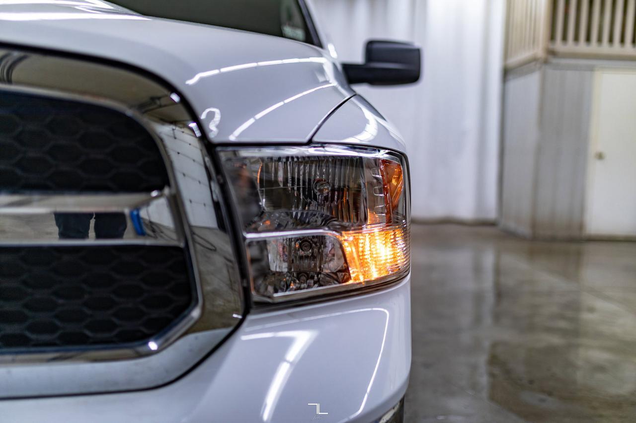 2019 Ram 1500 Classic 4x4 Crew Cab Tradesman Service Cap Red Deer AB