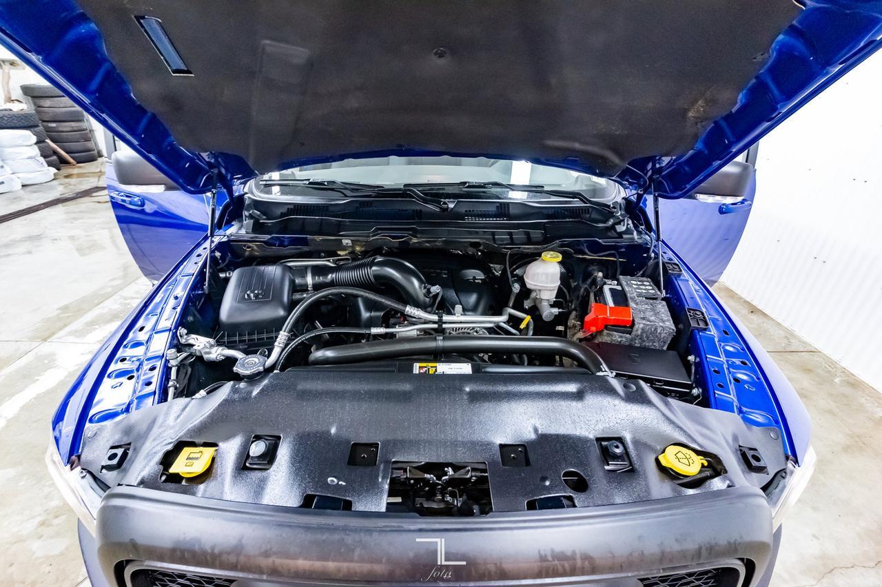 2019 Ram 1500 Classic 4x4 Crew Cab Warlock Roof Nav BCam Red Deer AB