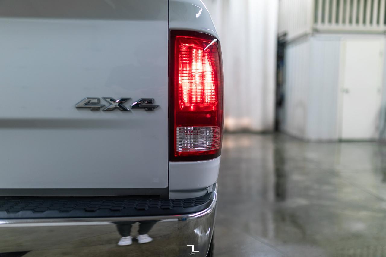 2019 Ram 1500 Classic 4x4 Quad Cab SXT Plus BCam Red Deer AB