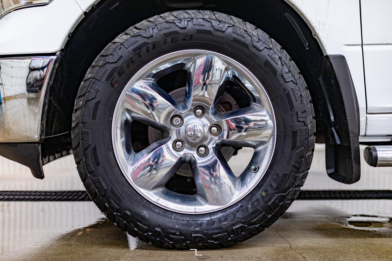 2019 Ram 1500 Classic 4x4 Quad Cab SXT Plus BCam Red Deer AB