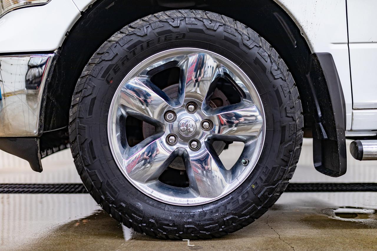 2019 Ram 1500 Classic 4x4 Quad Cab SXT Plus BCam Red Deer AB