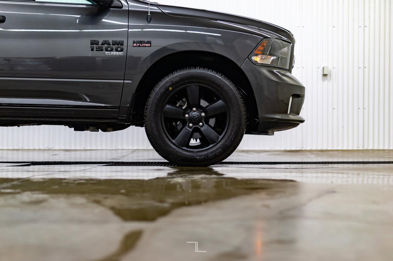 2019 Ram 1500 Classic 4x4 Reg Cab Express BCam Ram Box Red Deer AB