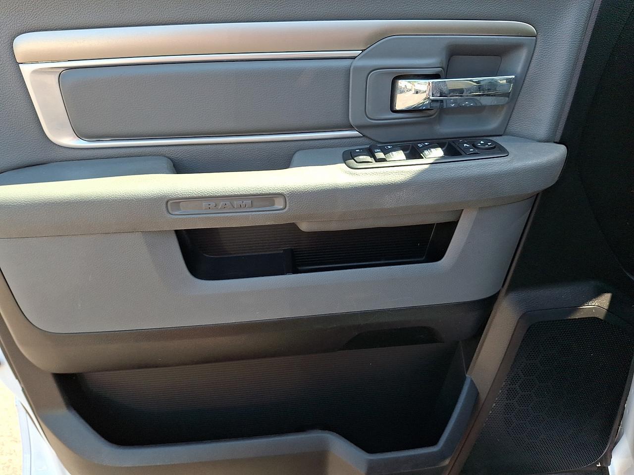 2019 Ram 1500 Classic Big Horn Crew Cab 4x4 5'7" Box Vineland NJ