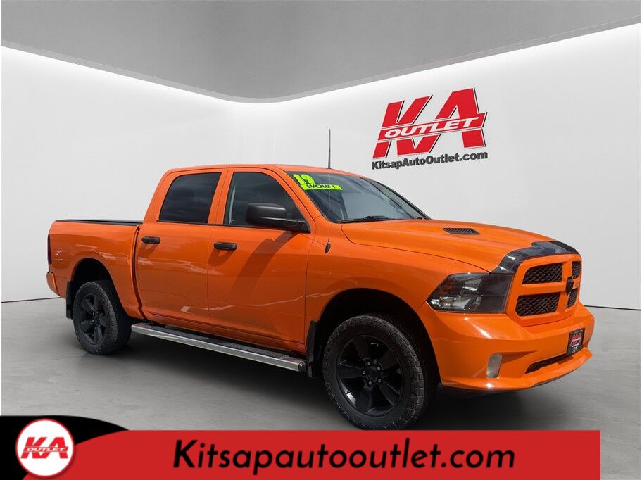 2019 Ram 1500 Classic Crew Cab Tradesman Pickup 4D 5 1/2 ft