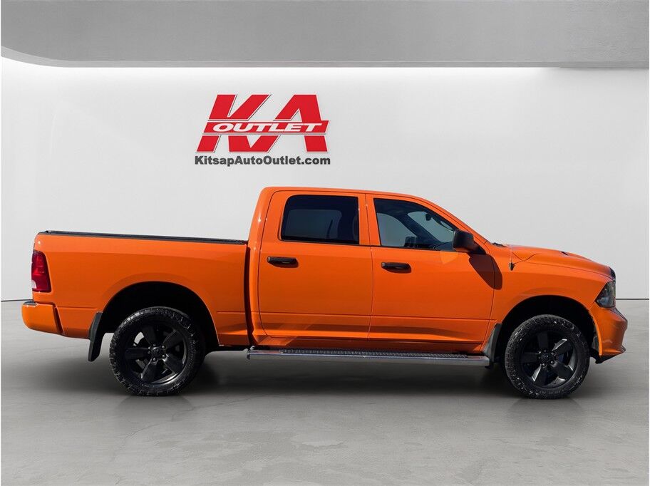 2019 Ram 1500 Classic Crew Cab Tradesman Pickup 4D 5 1/2 ft