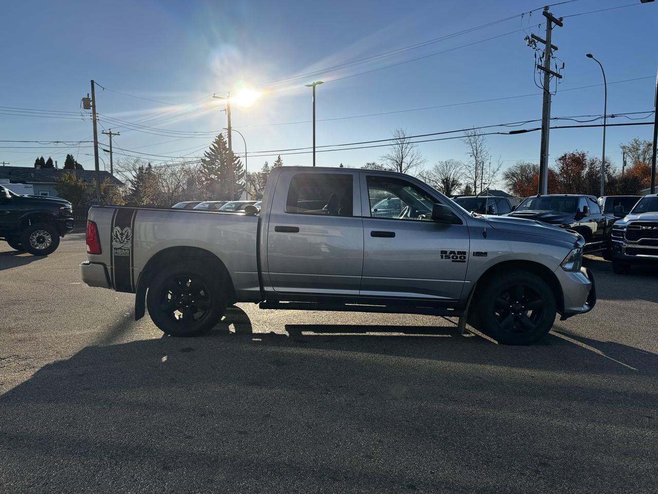 2019 Ram 1500 Classic Express Blackout Crew Cab 4x4 | HEMI V8 | Front Bench | Heated Seats | Backup Camera Redwater AB