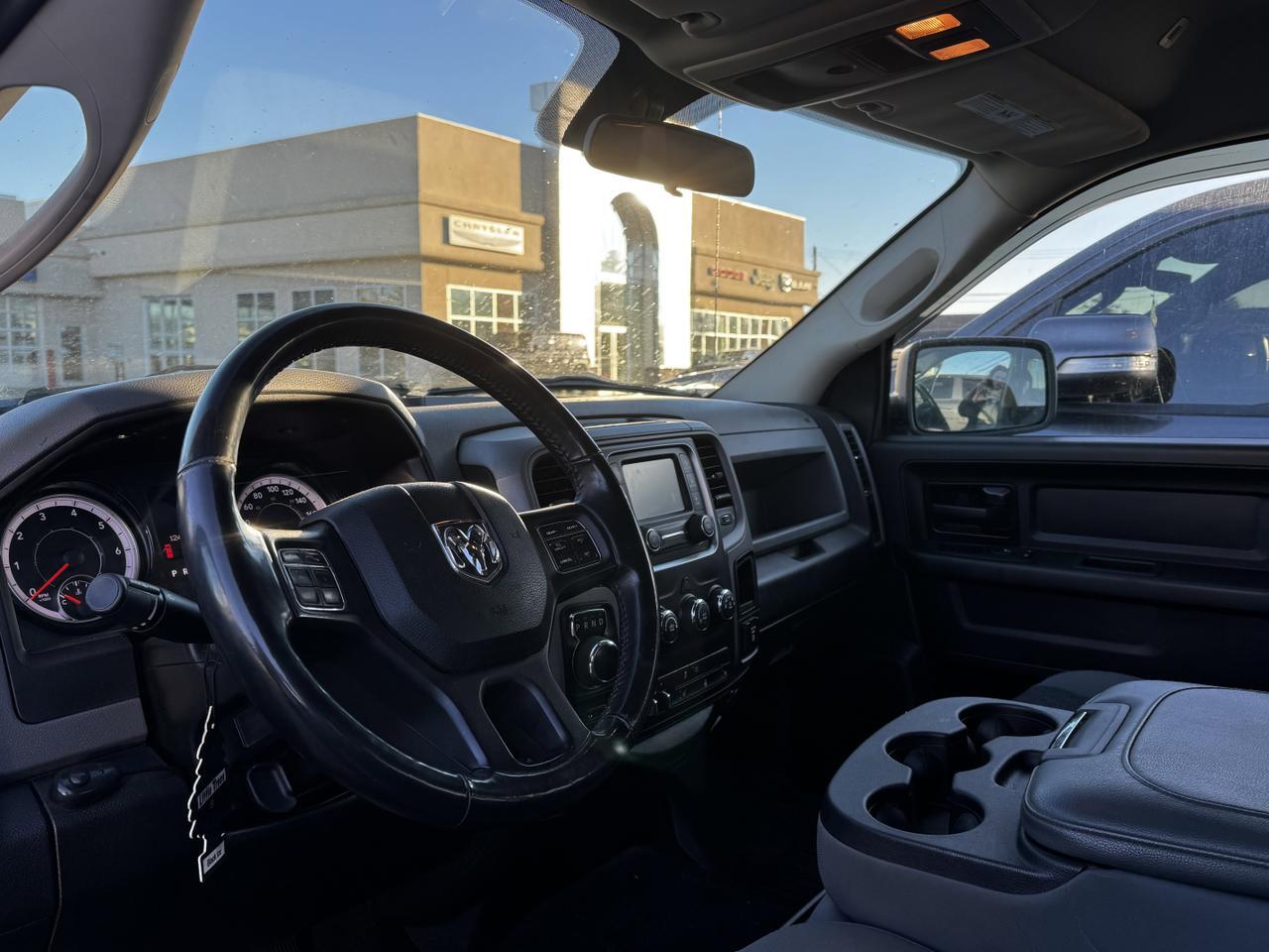 2019 Ram 1500 Classic Express Blackout Crew Cab 4x4 | HEMI V8 | Front Bench | Heated Seats | Backup Camera Redwater AB