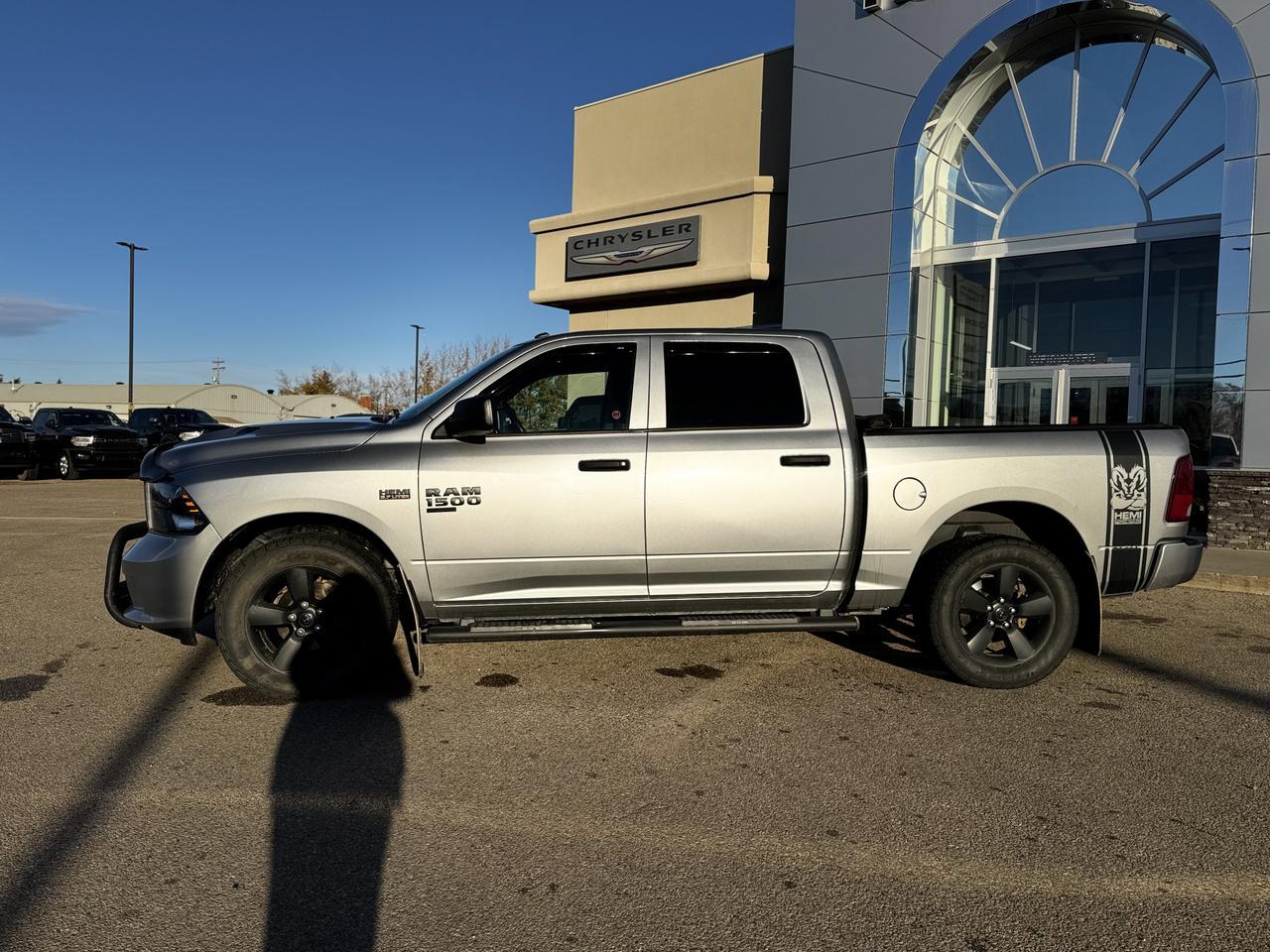 2019 Ram 1500 Classic Express Blackout Crew Cab 4x4 | HEMI V8 | Front Bench | Heated Seats | Backup Camera Redwater AB