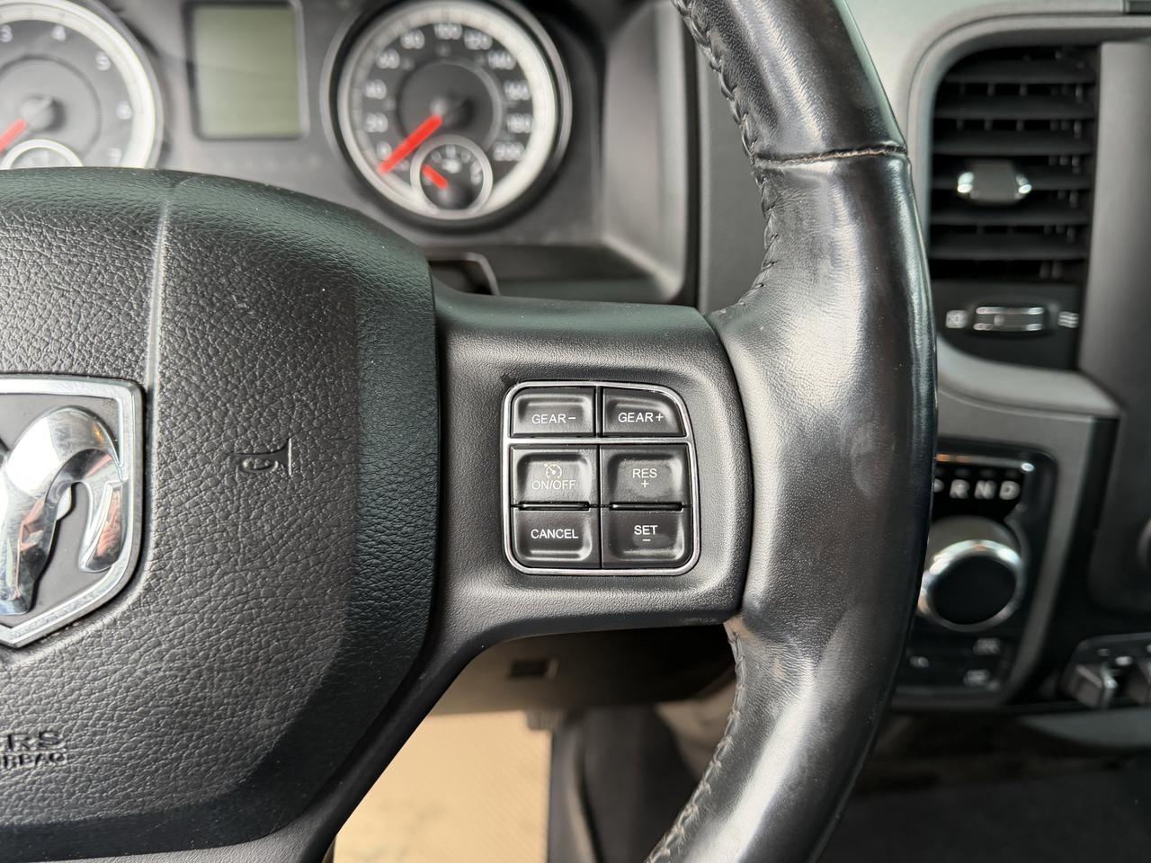 2019 Ram 1500 Classic Express Blackout Crew Cab 4x4 | HEMI V8 | Front Bench | Heated Seats | Backup Camera Redwater AB