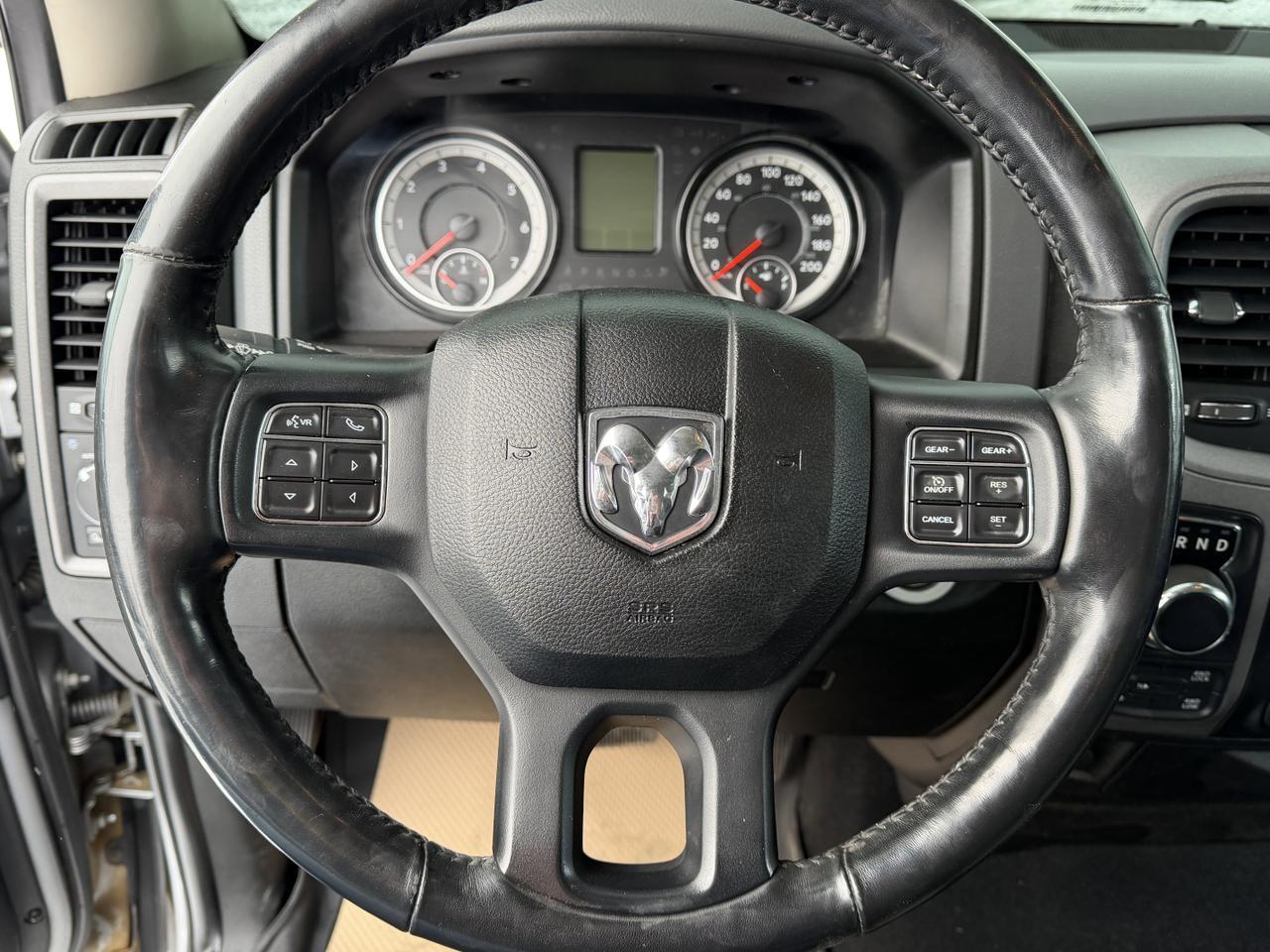 2019 Ram 1500 Classic Express Blackout Crew Cab 4x4 | HEMI V8 | Front Bench | Heated Seats | Backup Camera Redwater AB