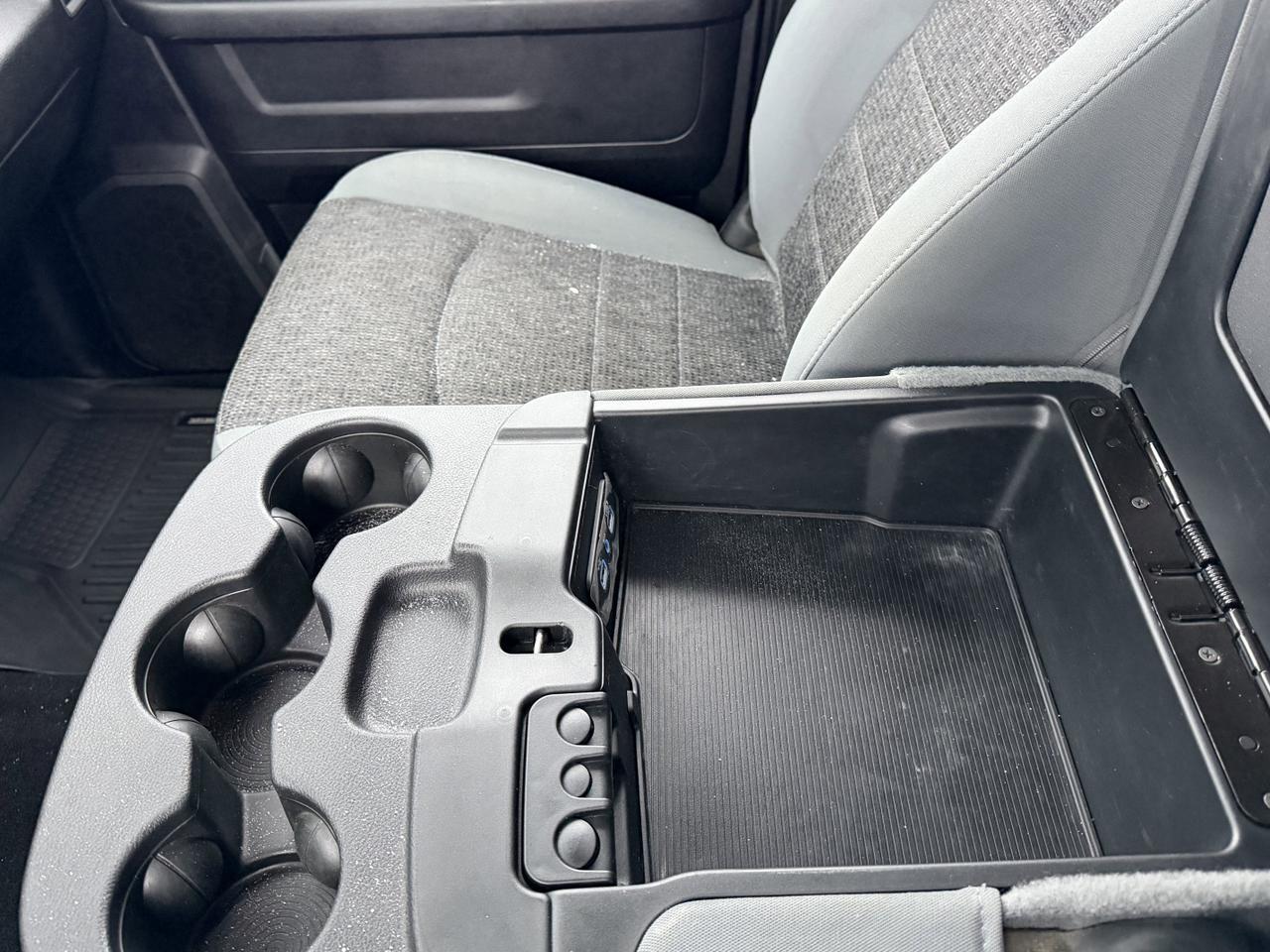 2019 Ram 1500 Classic Express Blackout Crew Cab 4x4 | HEMI V8 | Front Bench | Heated Seats | Backup Camera Redwater AB