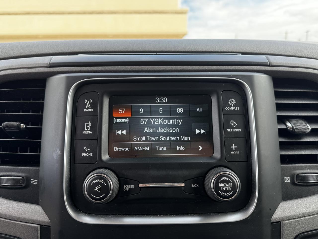 2019 Ram 1500 Classic Express Blackout Crew Cab 4x4 | HEMI V8 | Front Bench | Remote Start | Sport Hood Redwater AB