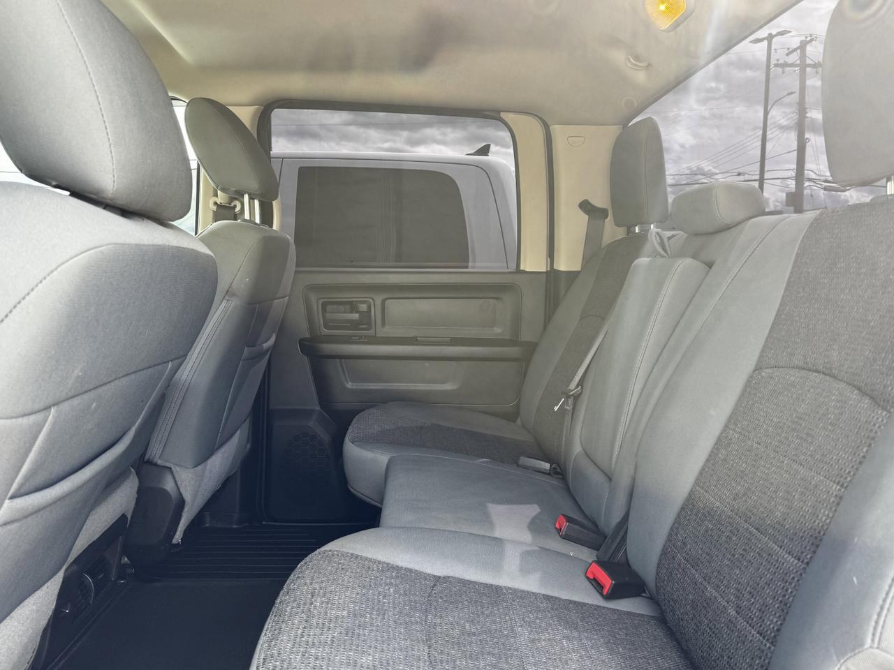 2019 Ram 1500 Classic Express Blackout Crew Cab 4x4 | HEMI V8 | Front Bench | Remote Start | Sport Hood Redwater AB