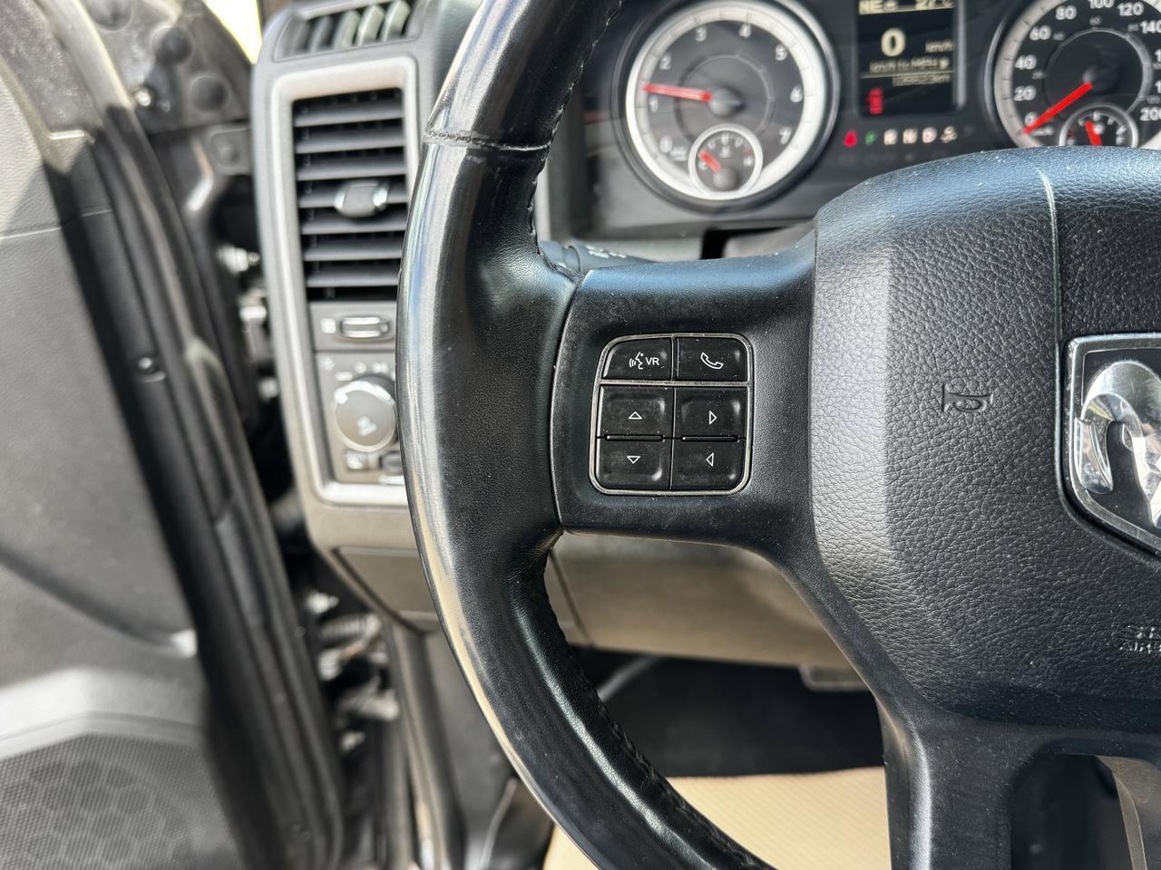 2019 Ram 1500 Classic Express Blackout Crew Cab 4x4 | HEMI V8 | Front Bench | Remote Start | Sport Hood Redwater AB