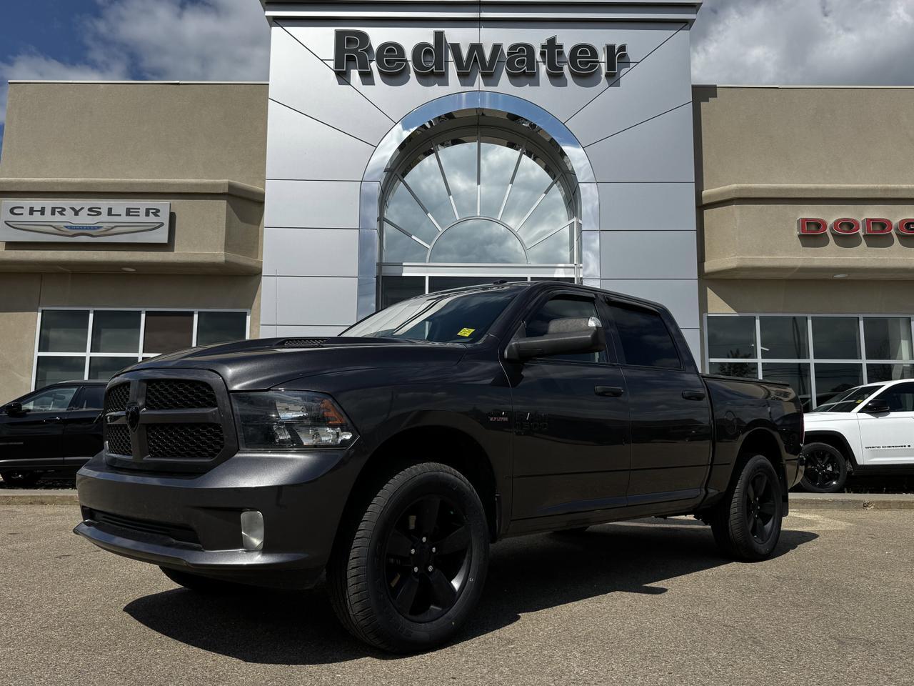 2019 Ram 1500 Classic Express Blackout Crew Cab 4x4 | HEMI V8 | Front Bench | Remote Start | Sport Hood