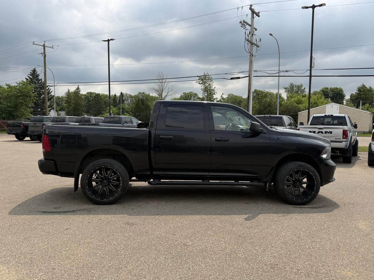 2019 Ram 1500 Classic Express Crew Cab 4x4 | HEMI V8 | Night Edition | Backup Camera | 20IN Wheels Redwater AB