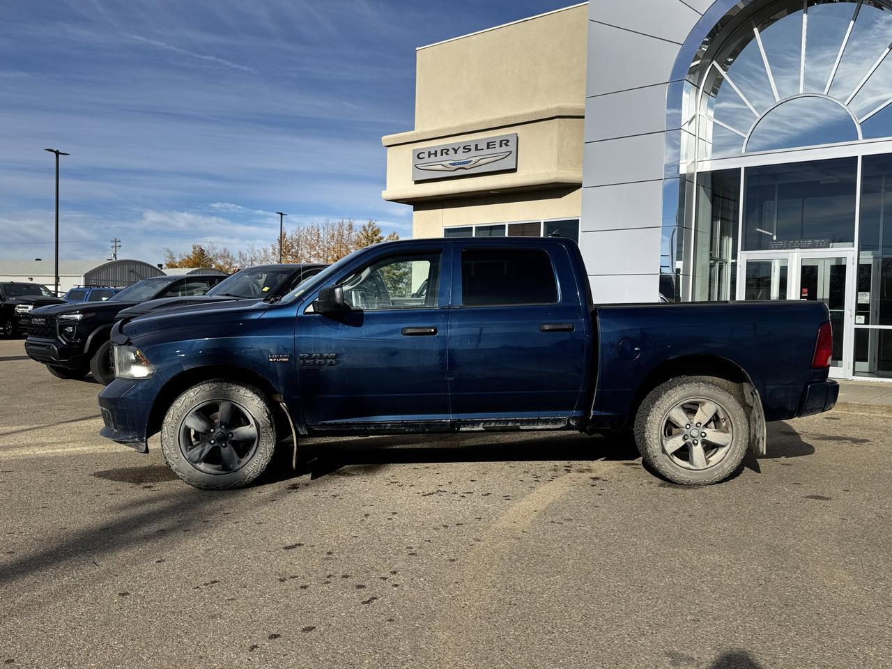 2019 Ram 1500 Classic Express Night Edition Crew Cab 4x4 | HEMI V8 | Front Bench | Heated Seats Redwater AB