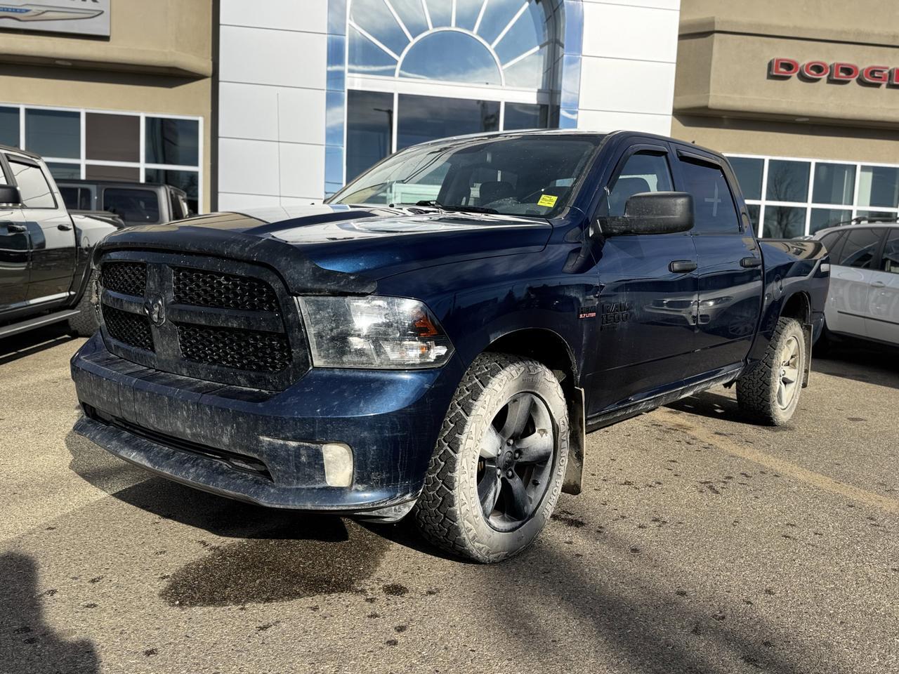 2019 Ram 1500 Classic Express Night Edition Crew Cab 4x4 | HEMI V8 | Front Bench | Heated Seats Redwater AB