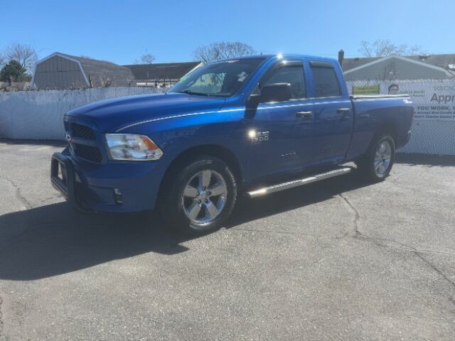 2019 Ram 1500 Classic Express Quad Cab 4x4 6'4 Box