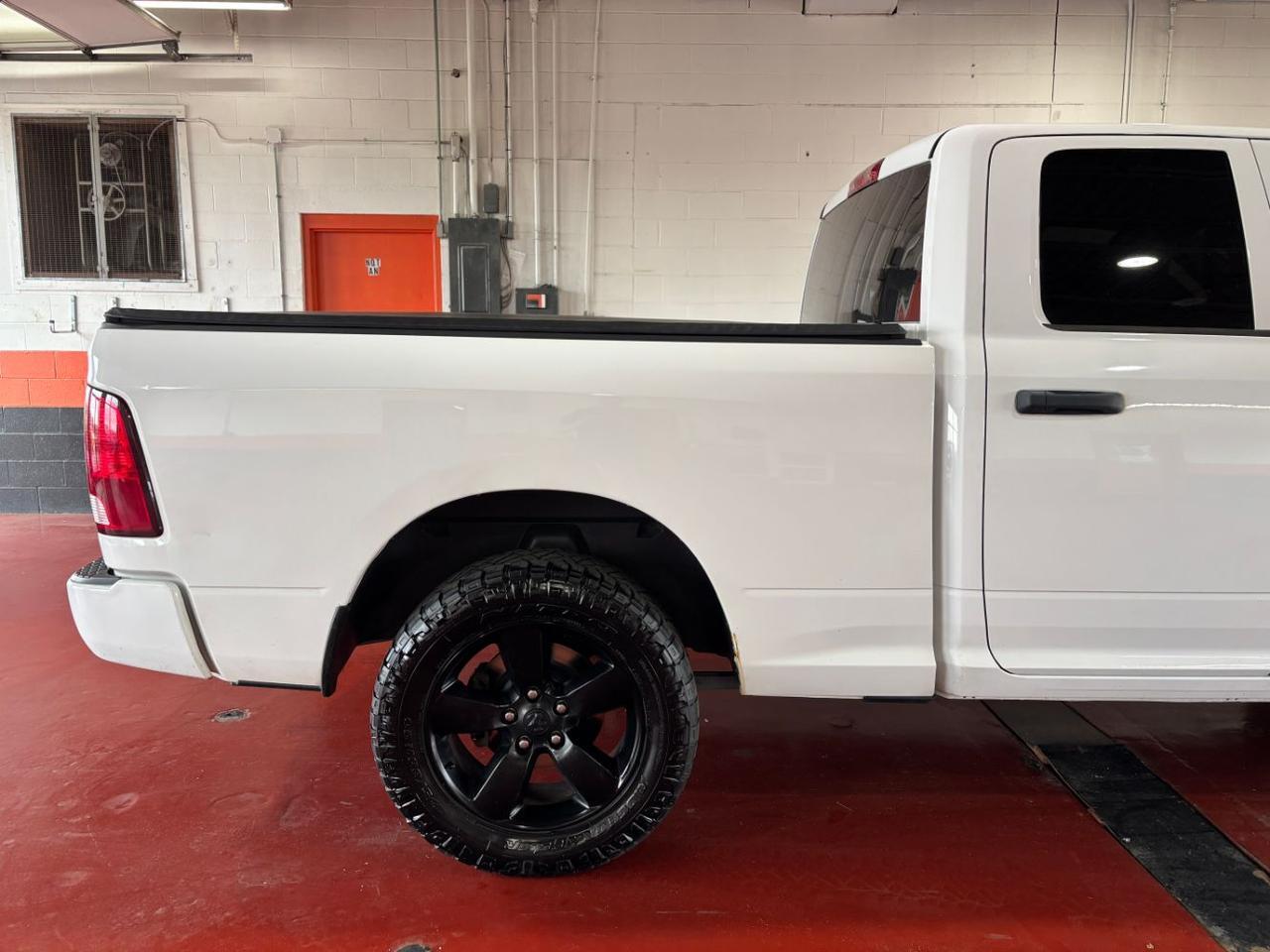 2019 Ram 1500 Classic Express Quad Cab 4x4 6'4 Box Franklin OH