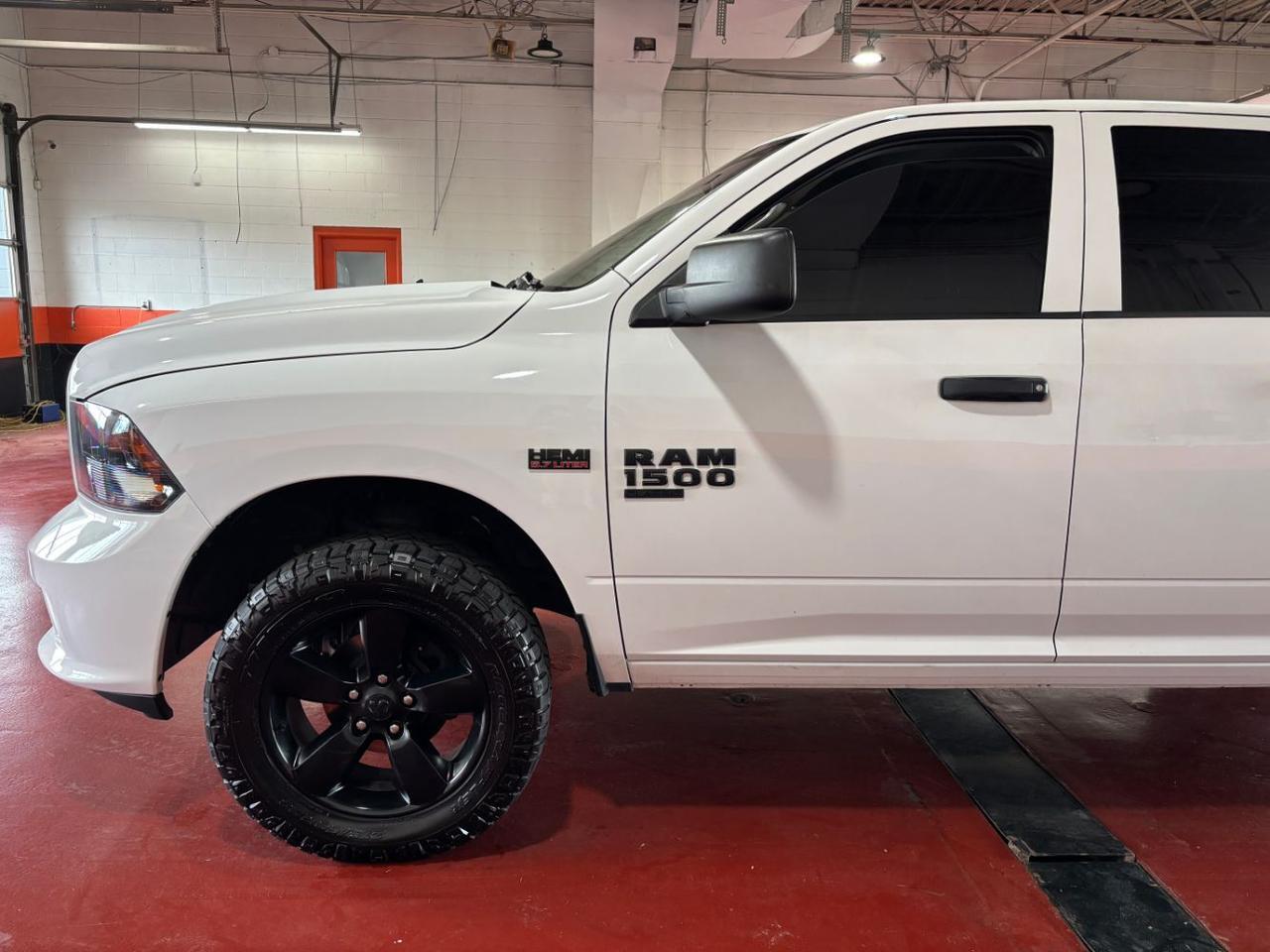 2019 Ram 1500 Classic Express Quad Cab 4x4 6'4 Box Franklin OH