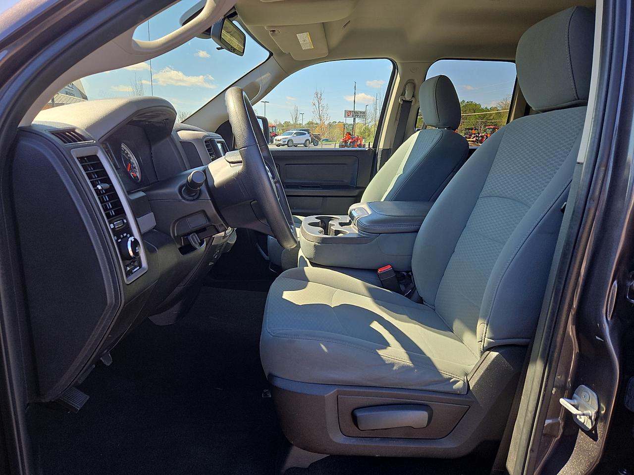 2019 Ram 1500 Classic Express Quad Cab 4x4 6'4" Box Vineland NJ