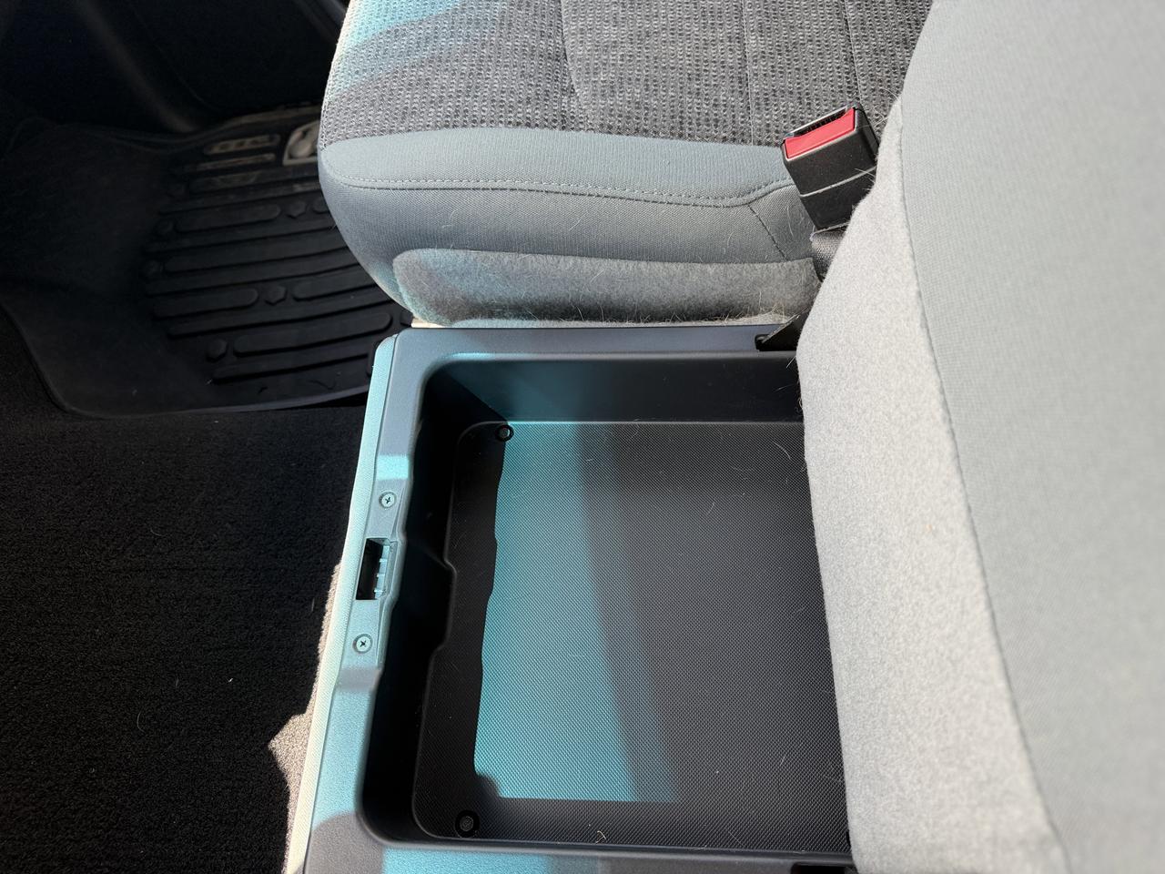 2019 Ram 1500 Classic Express Wuad Cab 4x4 | V8 HEMI | Heated Seats | Remote Start | Under 100000KMs Redwater AB