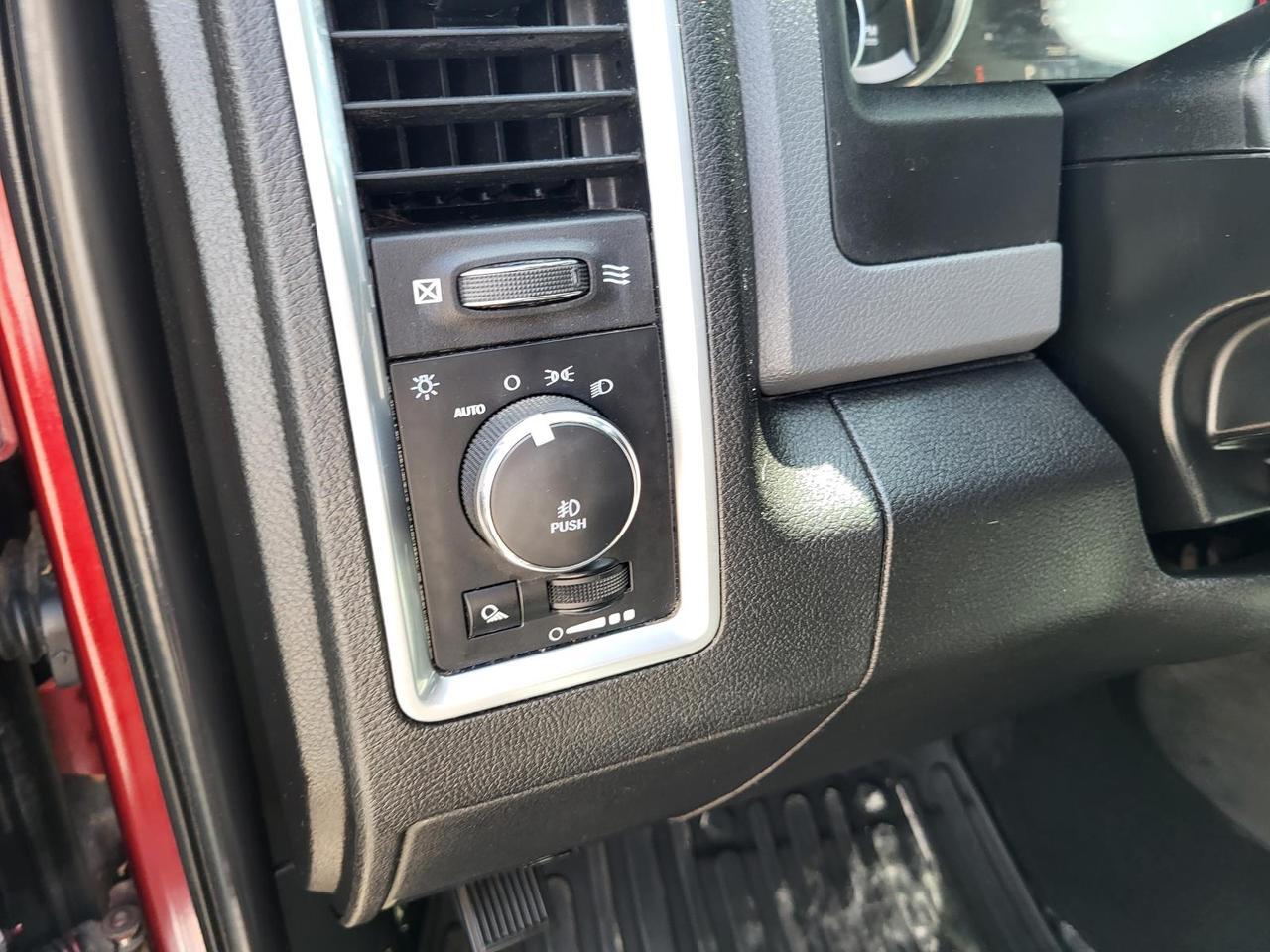 2019 Ram 1500 Classic Lone Star 4x2 Crew Cab 5&apos;7 Box Beeville TX