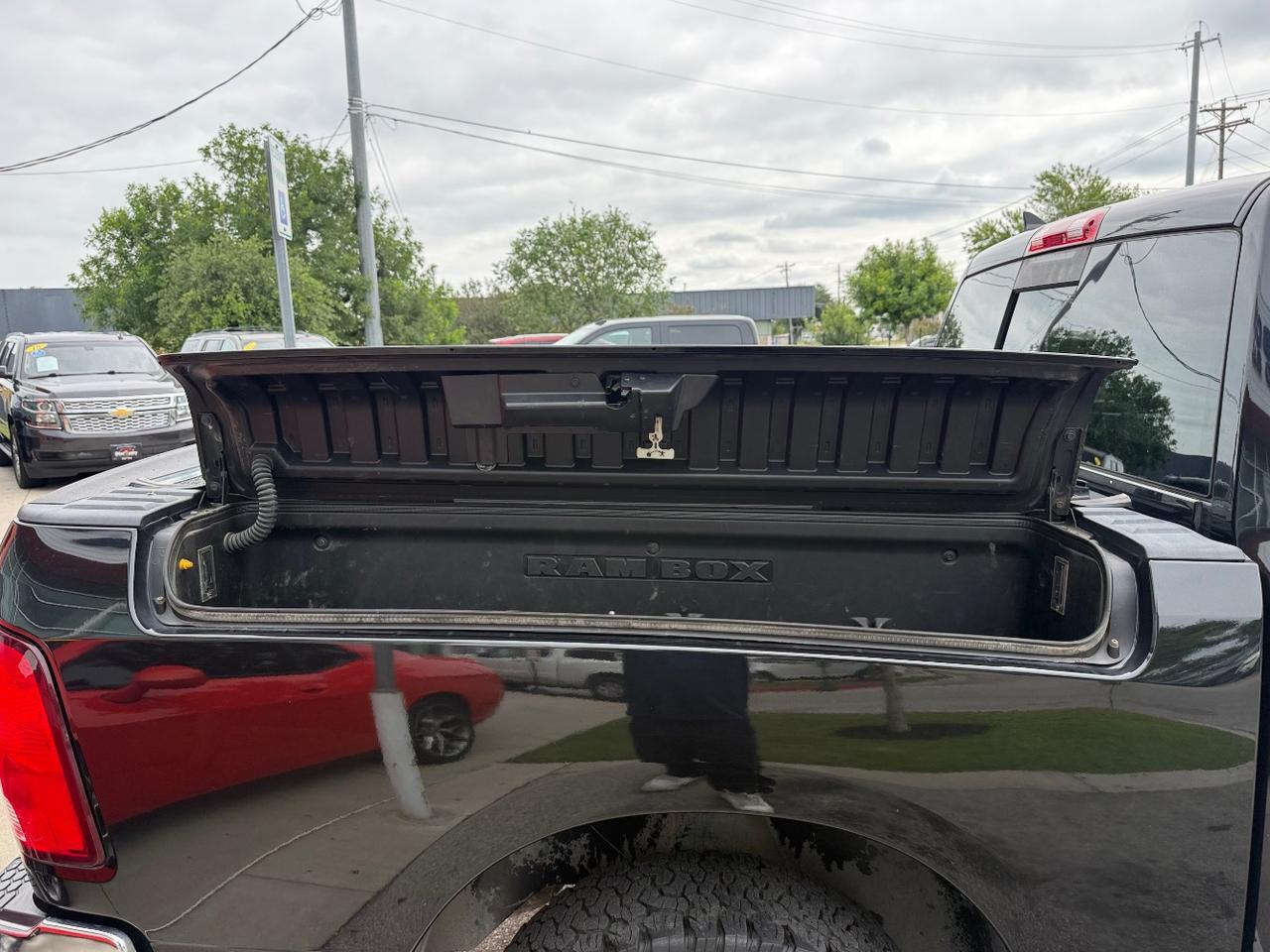 2019 Ram 1500 Classic Lone Star Crew Cab 4x4 5'7 Box Austin TX