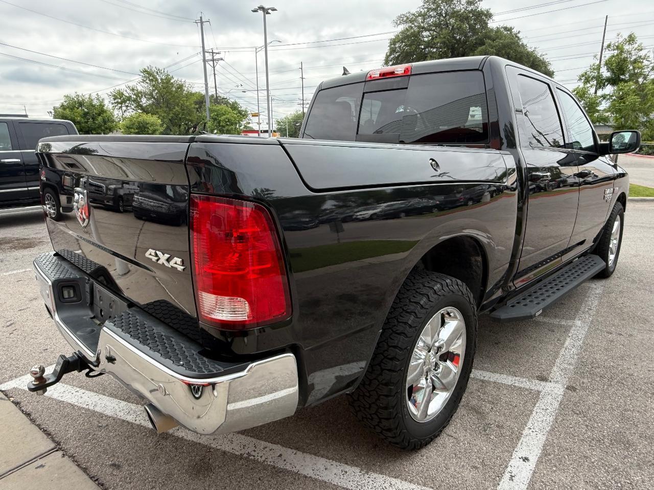 2019 Ram 1500 Classic Lone Star Crew Cab 4x4 5'7 Box Austin TX
