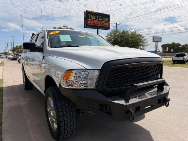 2019 Ram 1500 Classic Lone Star Crew Cab 4x4 5'7 Box