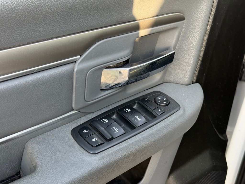 2019 Ram 1500 Classic SLT Crestwood KY