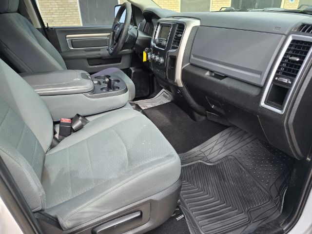 2019 Ram 1500 Classic SLT Crew Cab 4x2 6'4 Box San Antonio TX